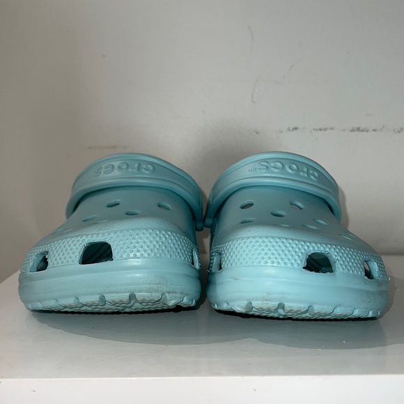 Pure Water Crocs - Picture 3 of 5